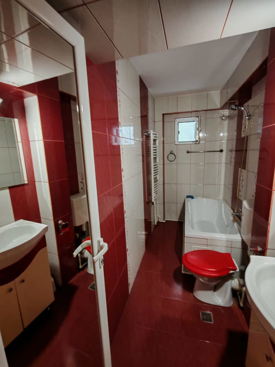 Apartament 2 camere Aurel Vlaicu